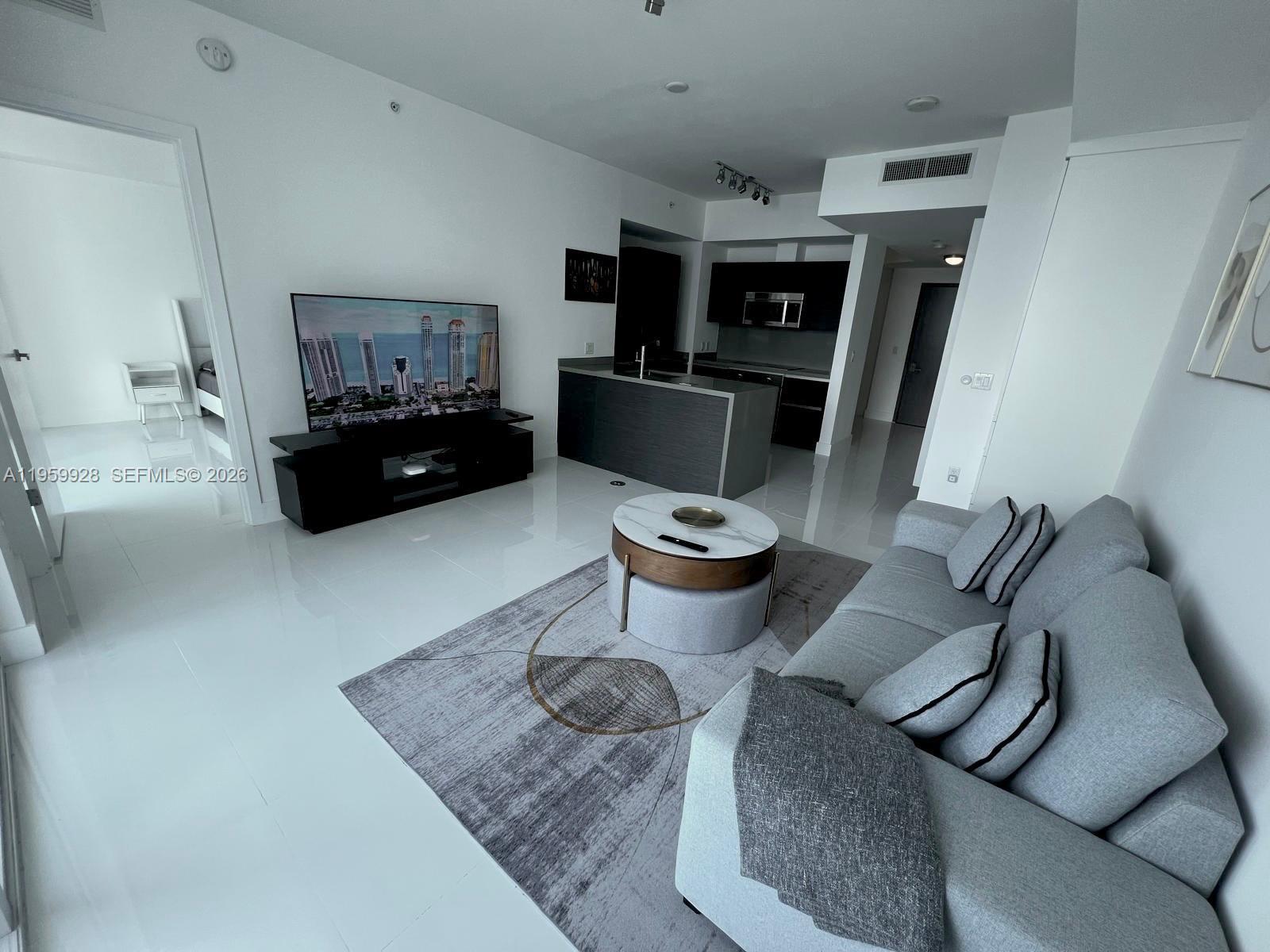 1080 Brickell Ave #3904, Miami FL 33131