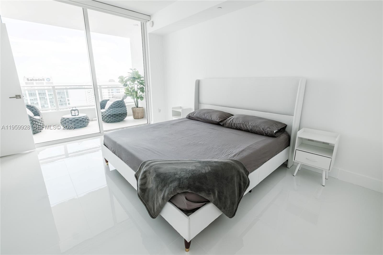 1080 Brickell Ave #3904, Miami FL 33131