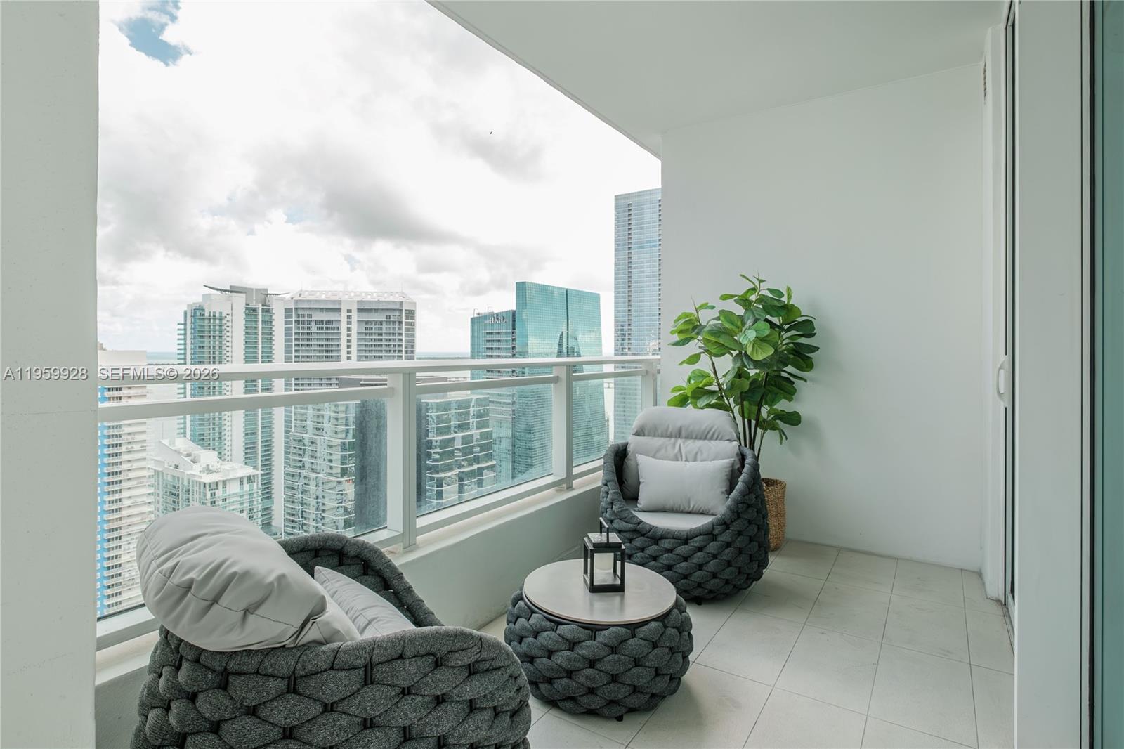 1080 Brickell Ave #3904, Miami FL 33131