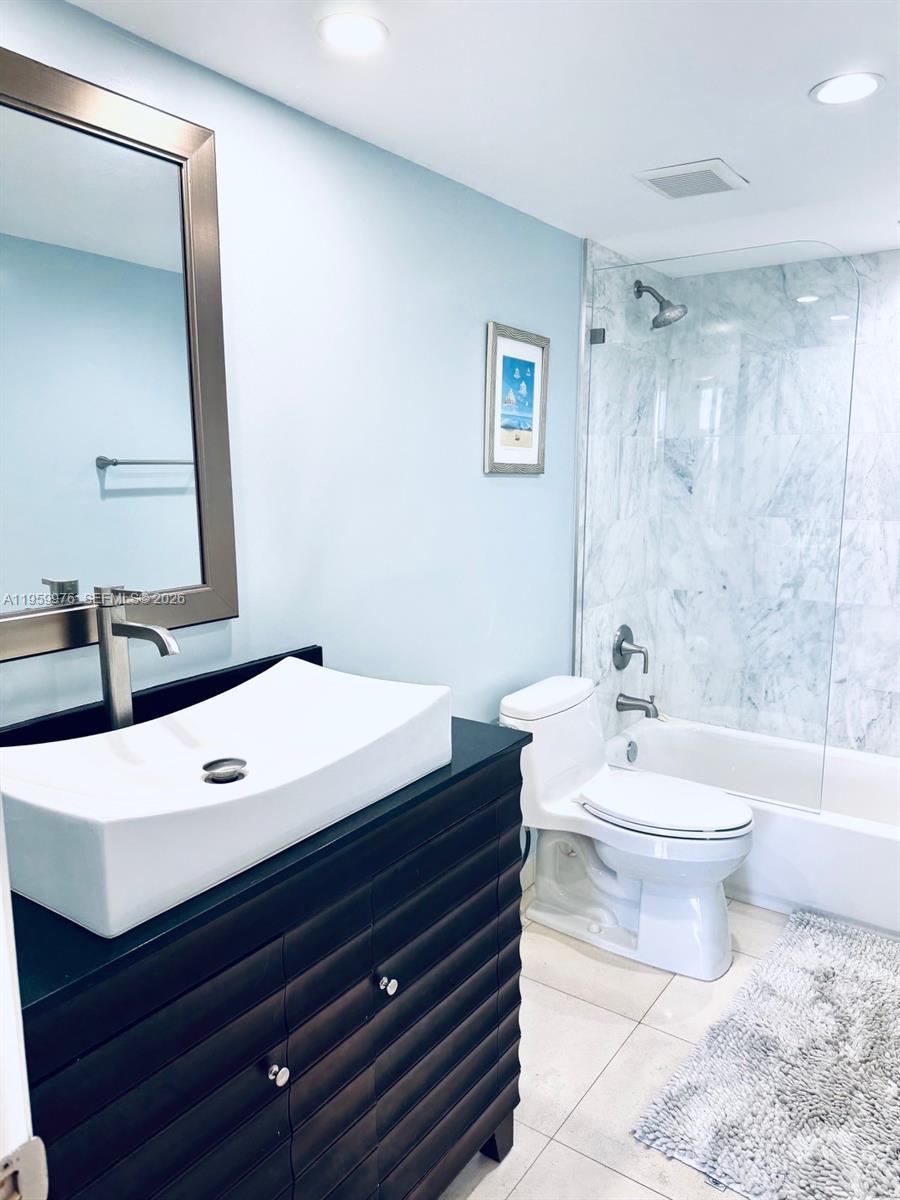 1900 Sunset Harbour Dr #1009, Miami Beach FL 33139