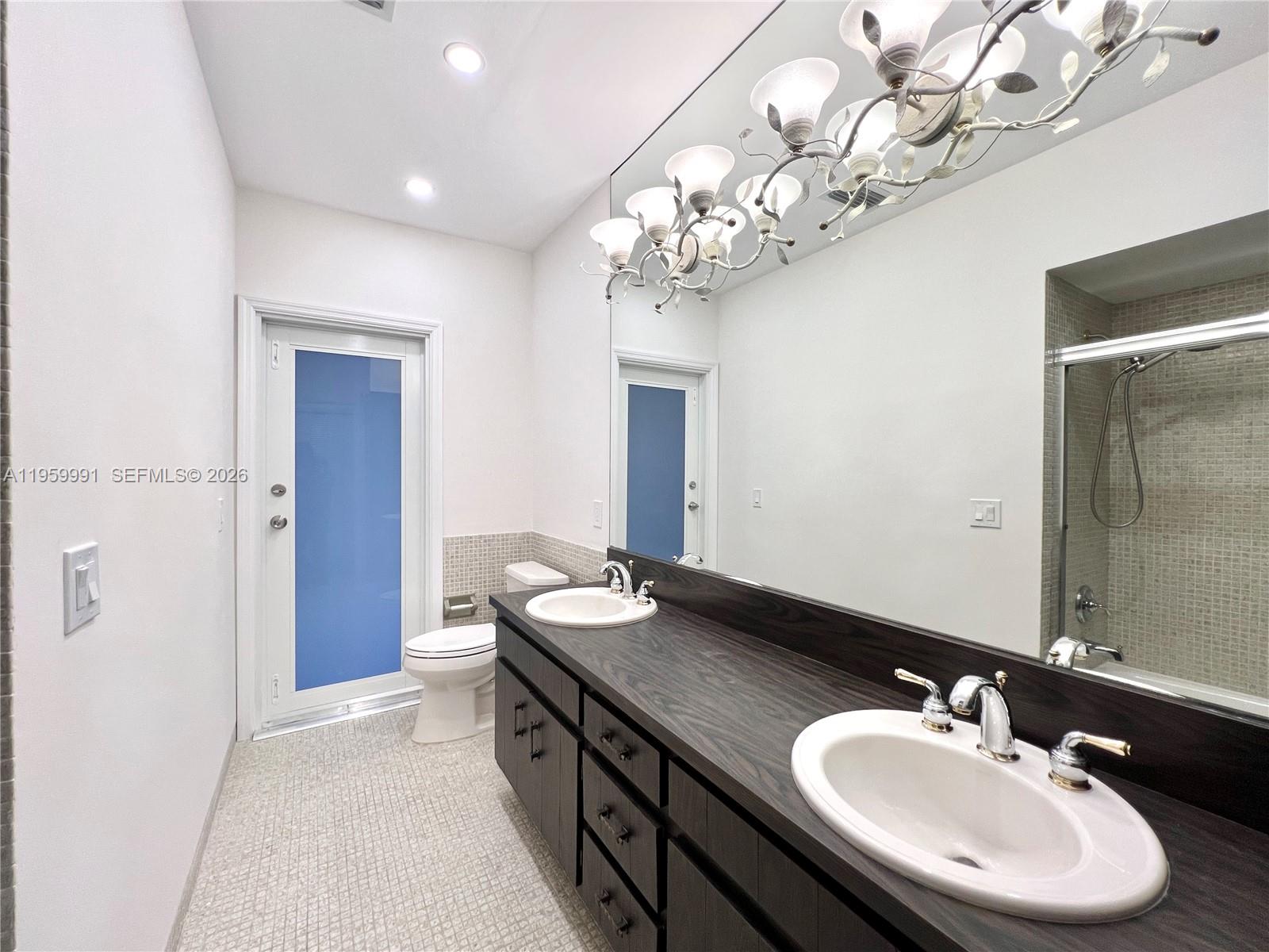4350 Palmarito St, Coral Gables FL 33146