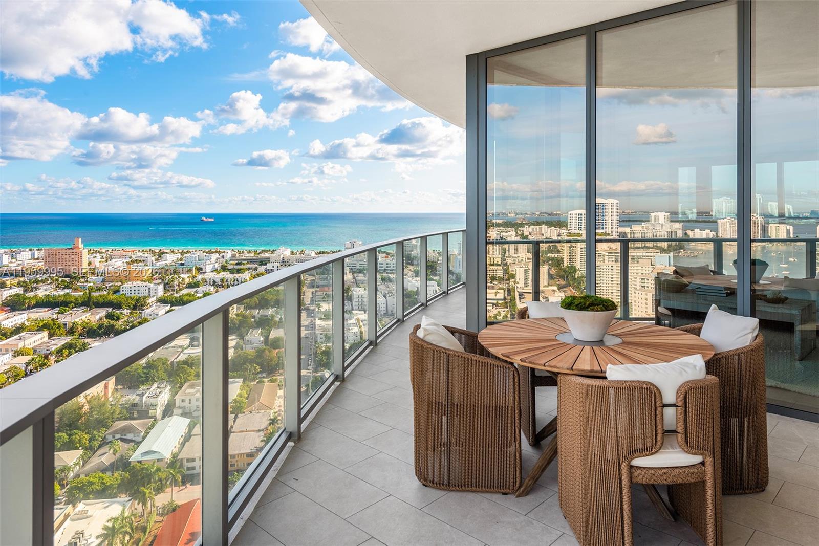 500 Alton Rd #2903, Miami Beach FL 33139