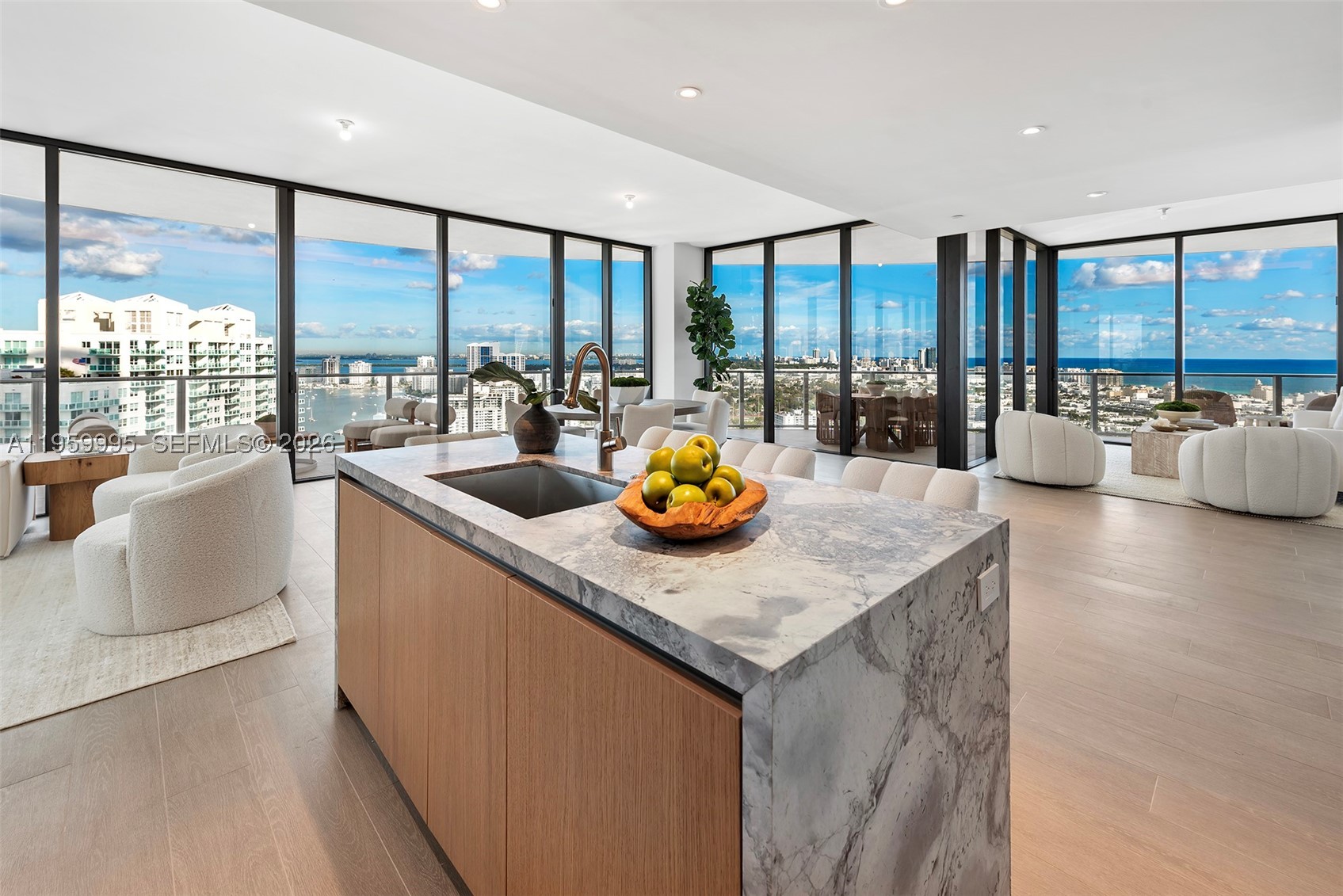 500 Alton Rd #2903, Miami Beach FL 33139