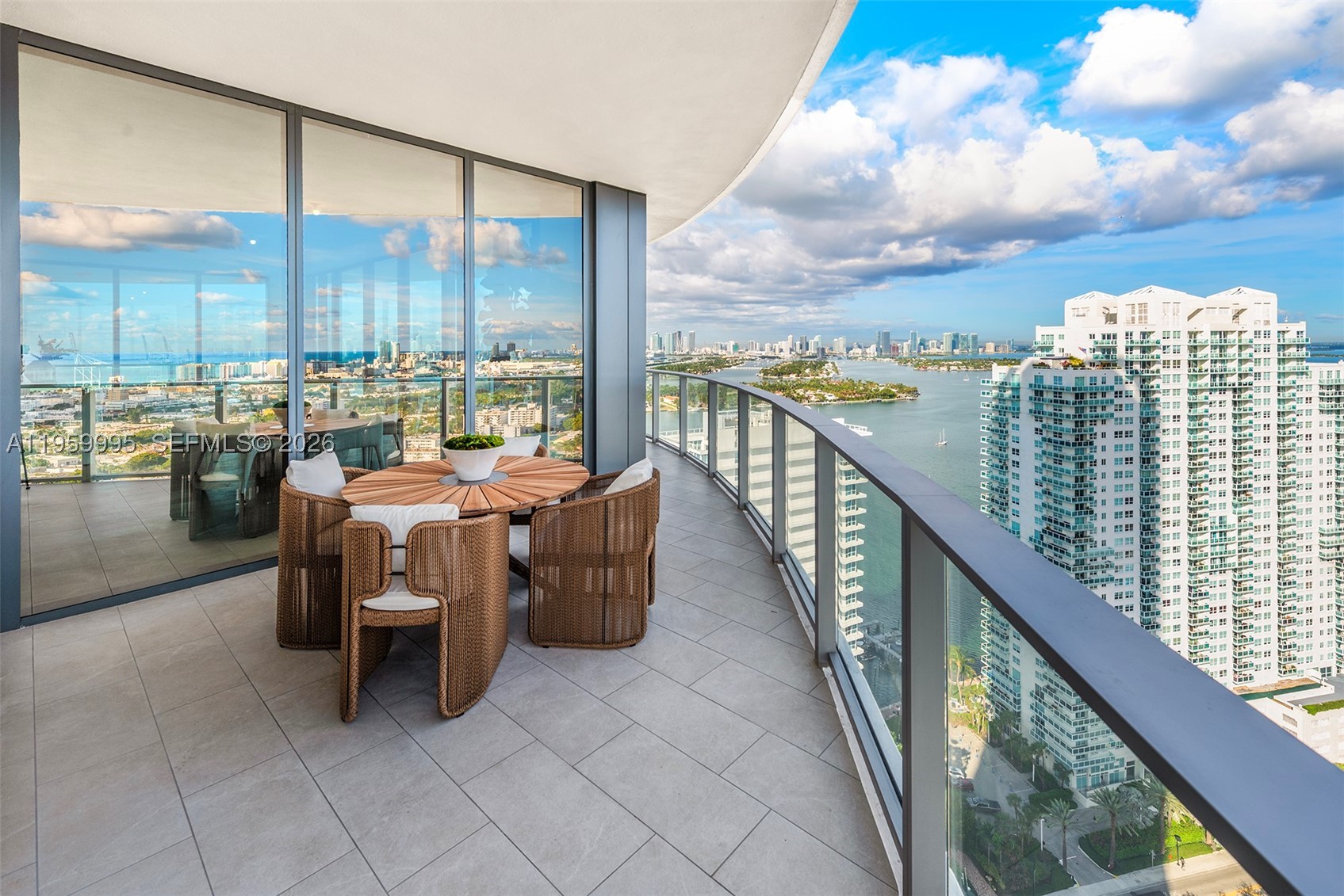 500 Alton Rd #2903, Miami Beach FL 33139