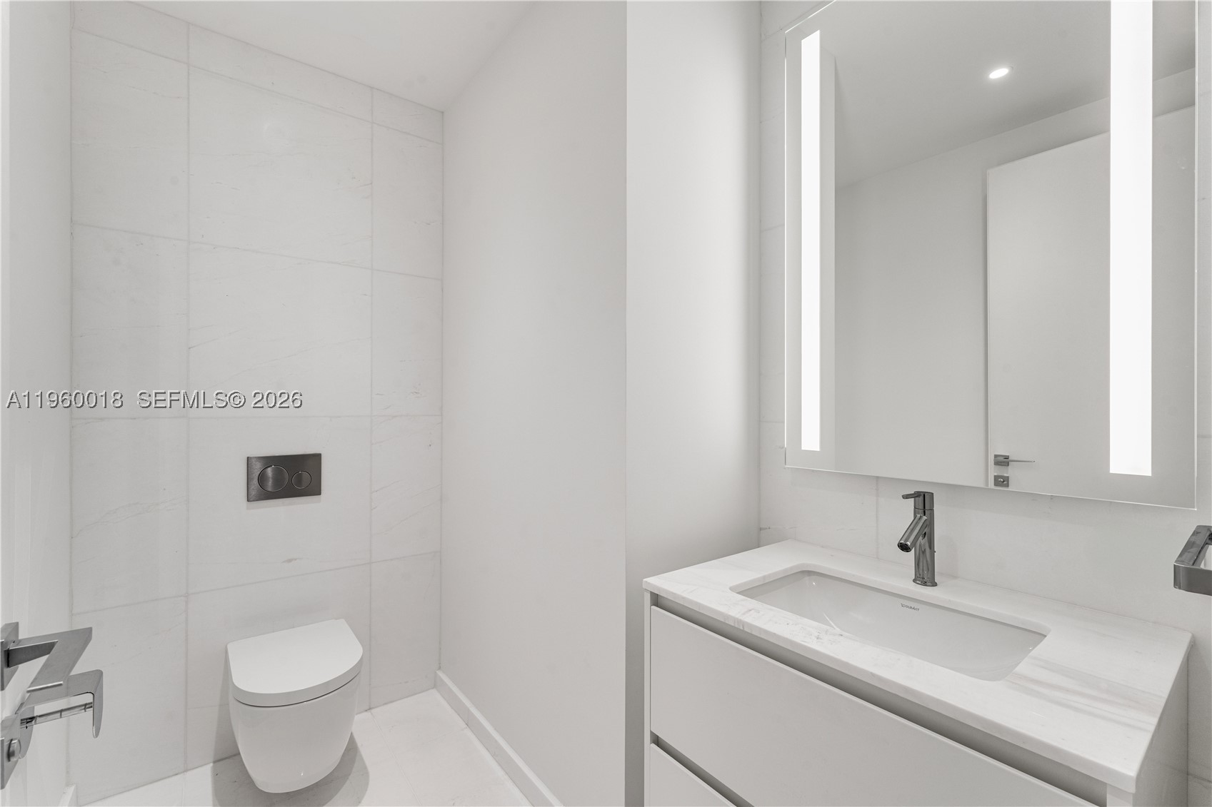300 BISCAYNE BLVD WAY #2009, Miami FL 33131