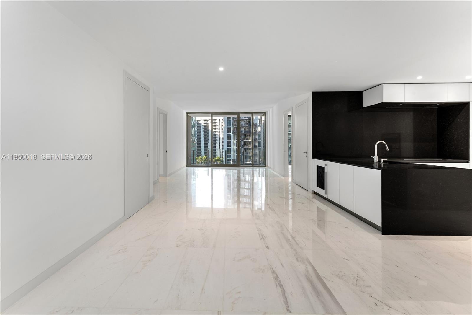 300 BISCAYNE BLVD WAY #2009, Miami FL 33131