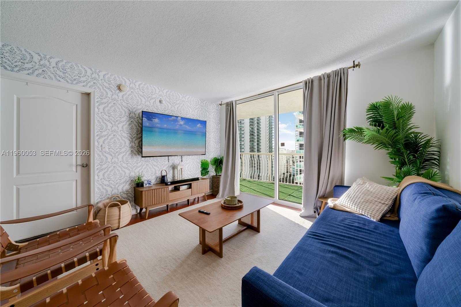 1200 Brickell Bay Dr #1705, Miami FL 33131