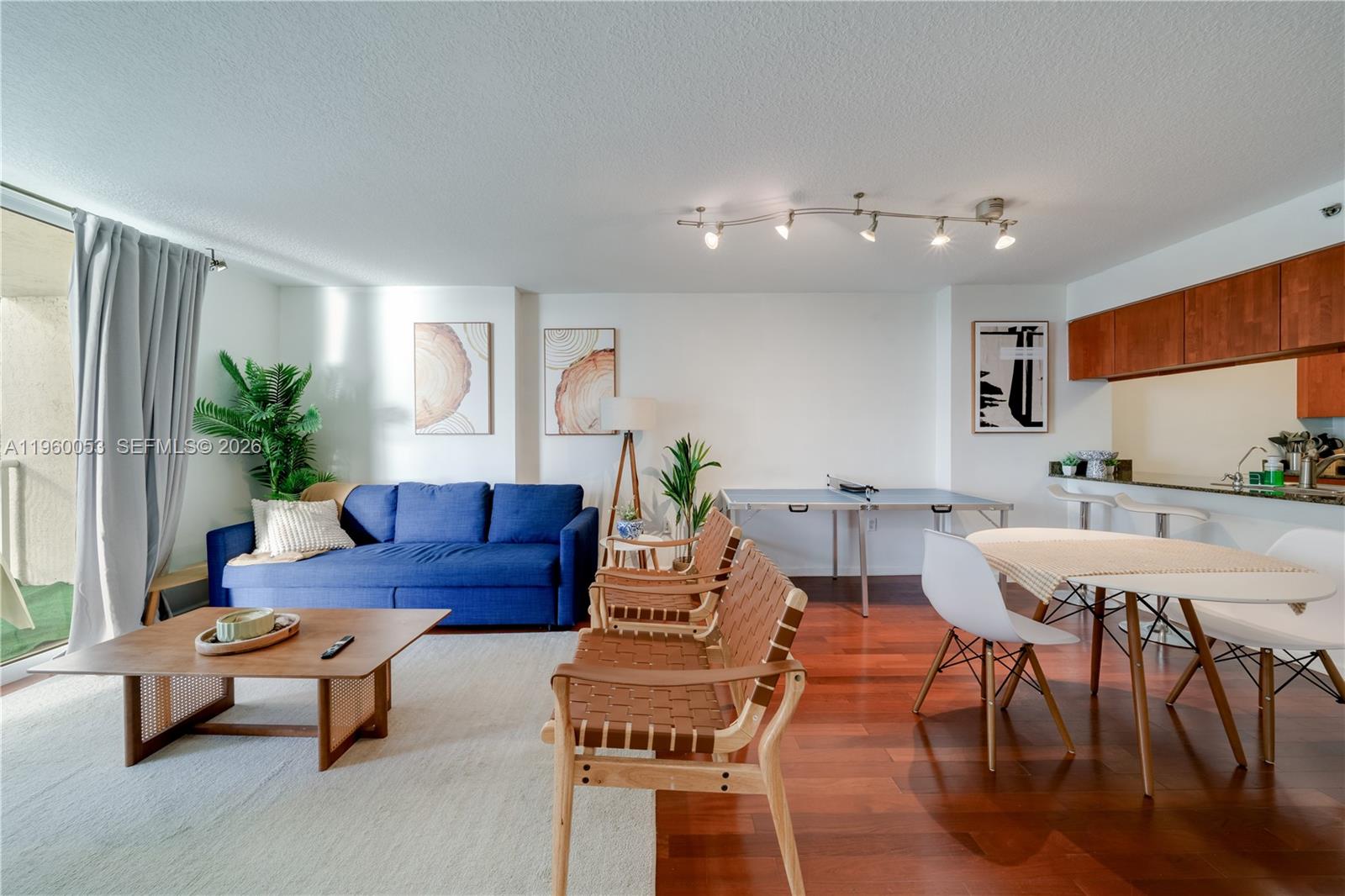 1200 Brickell Bay Dr #1705, Miami FL 33131