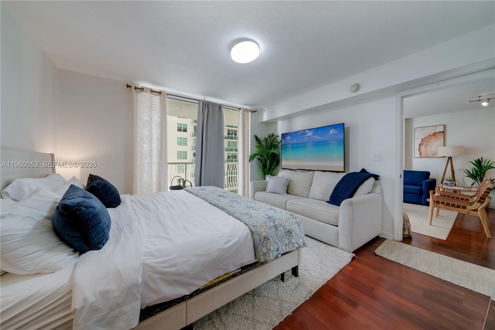 1200 Brickell Bay Dr #1705, Miami FL 33131