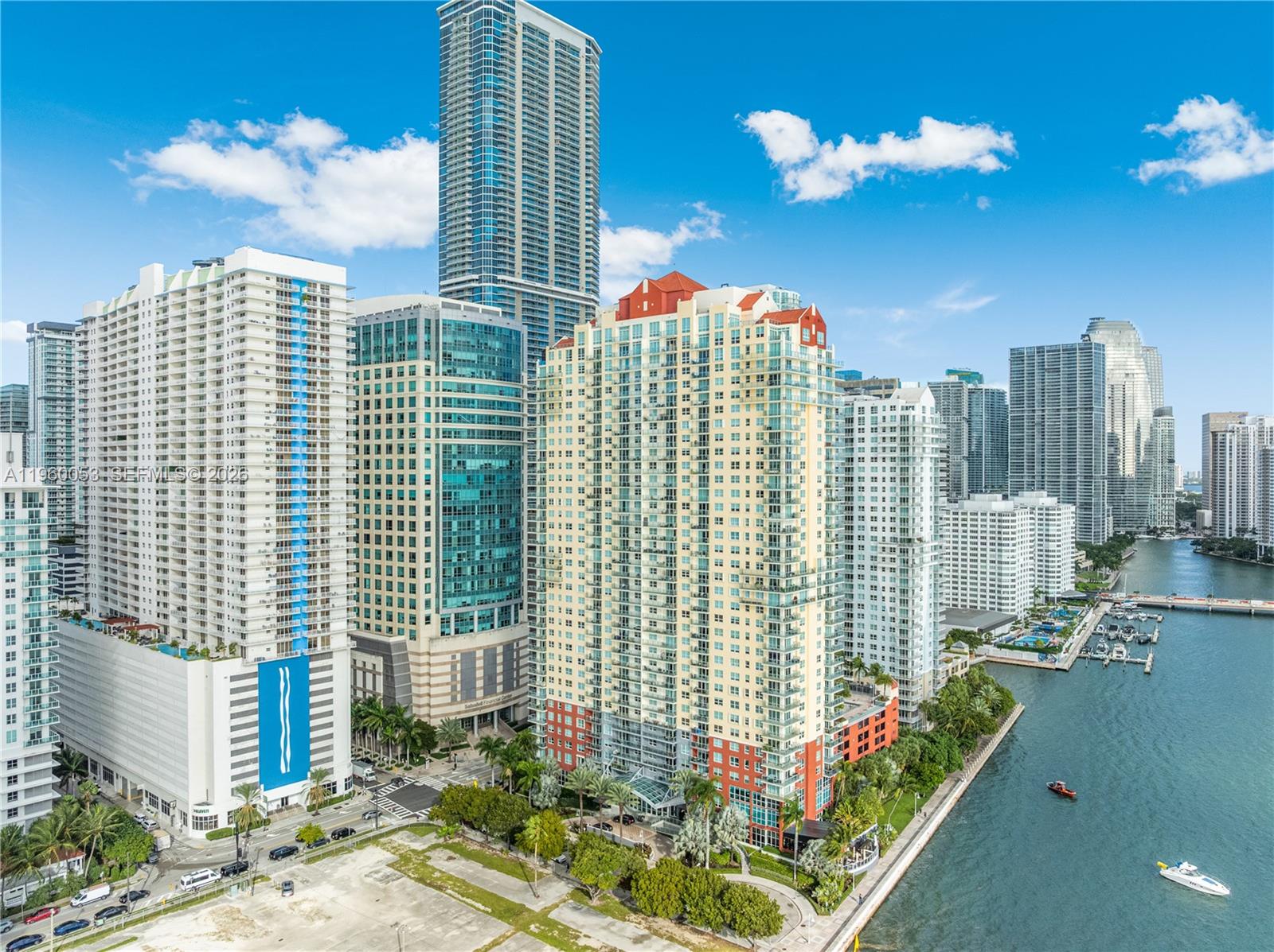 1200 Brickell Bay Dr #1705, Miami FL 33131