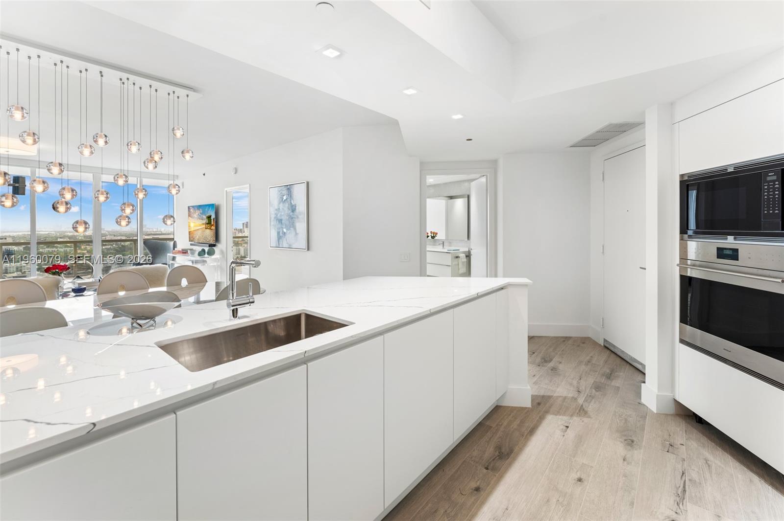 450 Alton Rd #2806, Miami Beach FL 33139