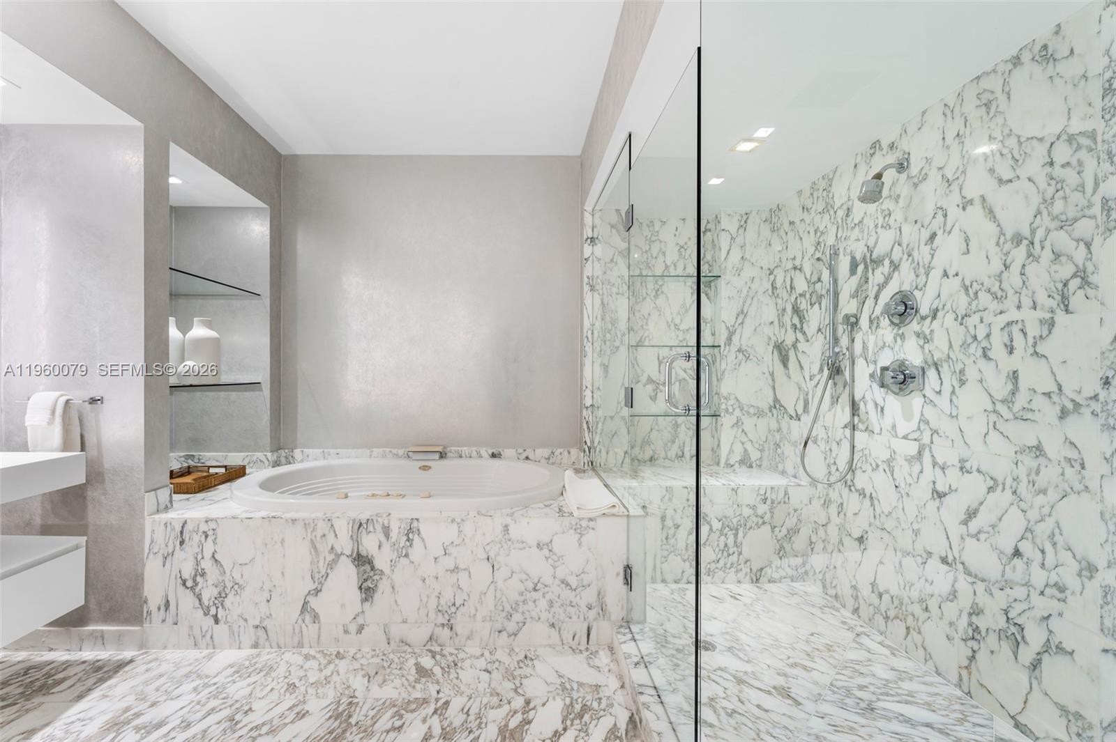 450 Alton Rd #2806, Miami Beach FL 33139