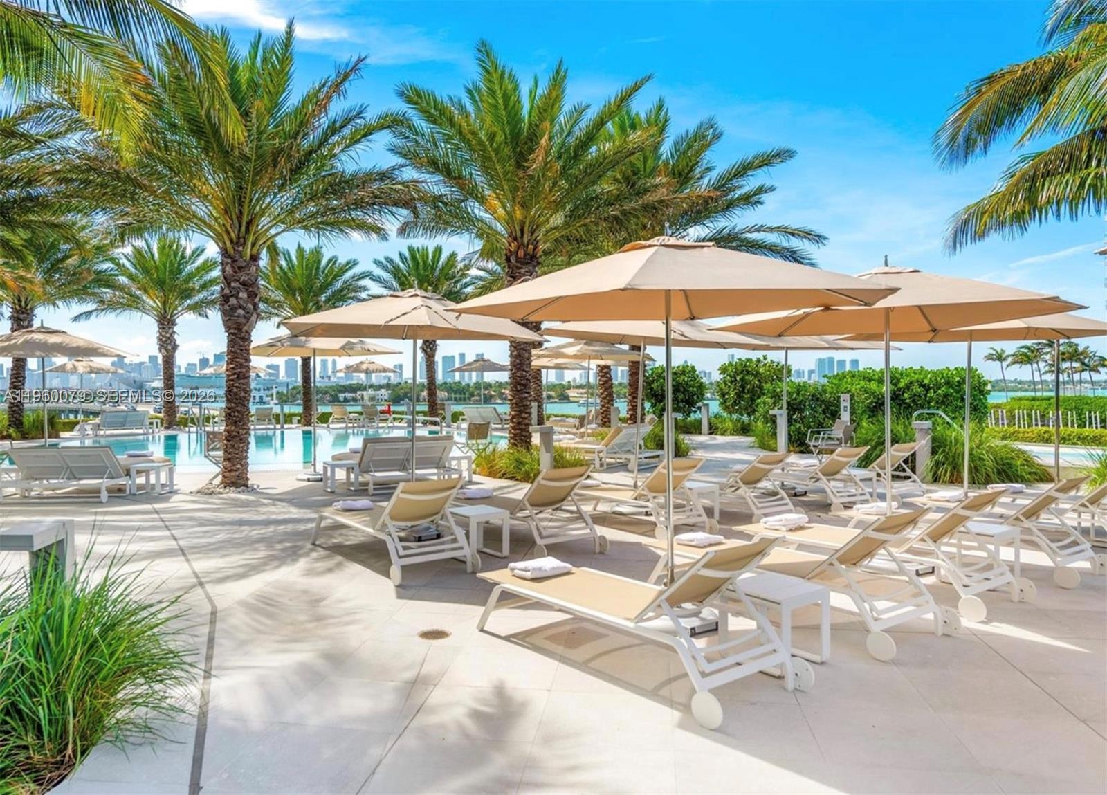 450 Alton Rd #2806, Miami Beach FL 33139