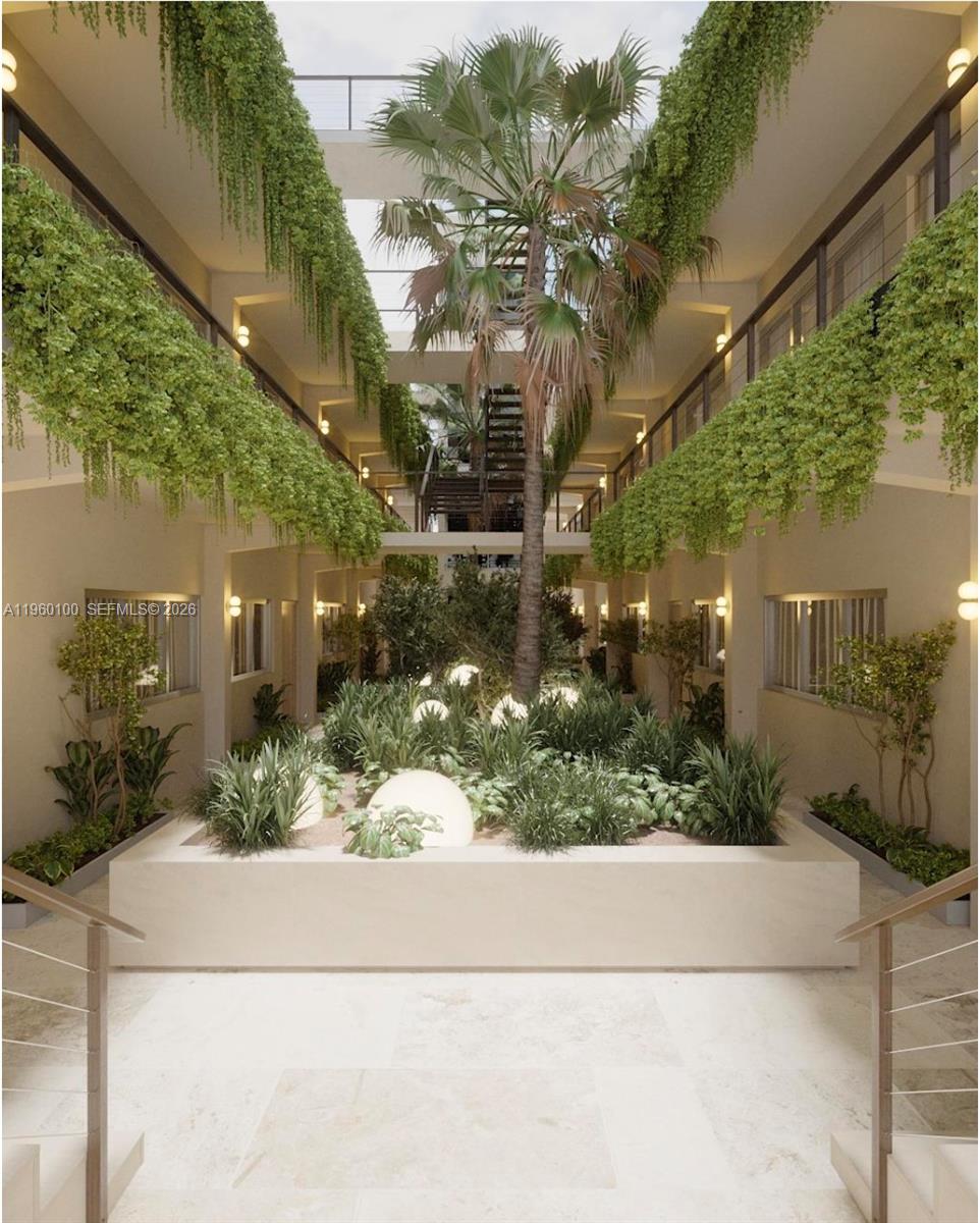 260 Collins Ave #104, Miami Beach FL 33139
