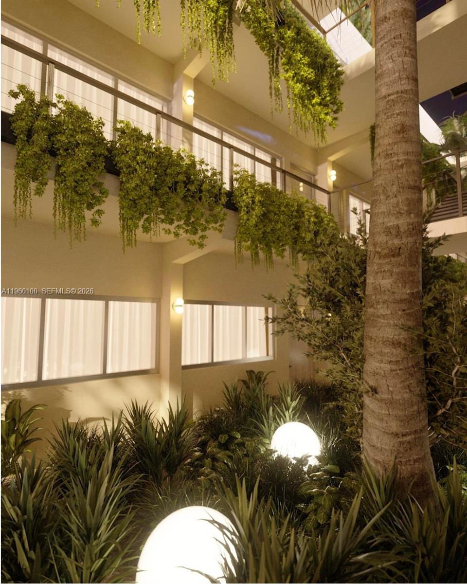 260 Collins Ave #104, Miami Beach FL 33139
