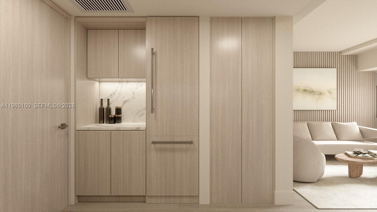 260 Collins Ave #104, Miami Beach FL 33139