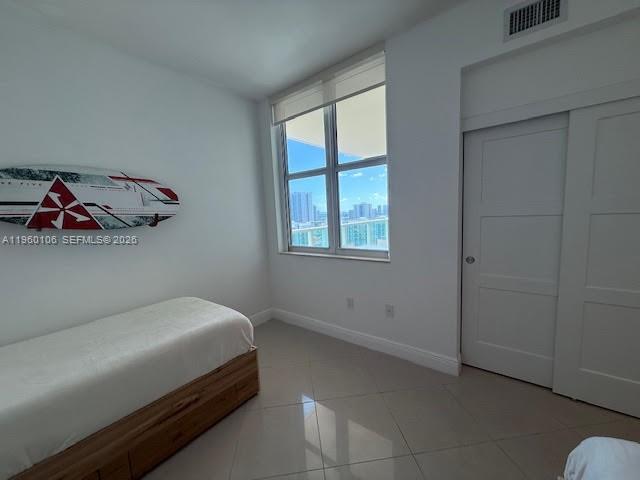 3330 NE 190th St #1815, Aventura FL 33180