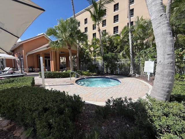3330 NE 190th St #1815, Aventura FL 33180