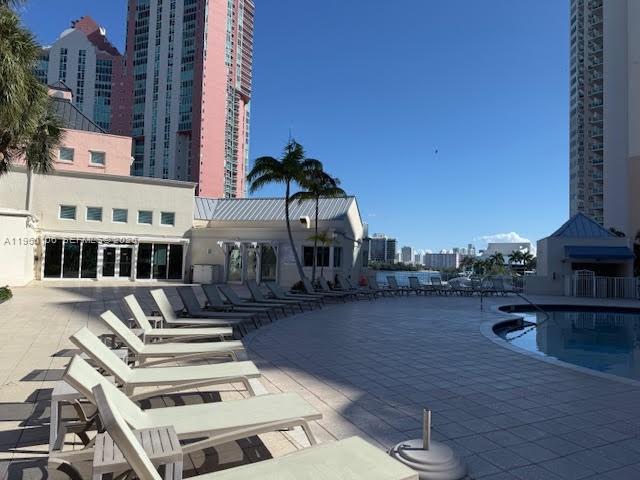 3330 NE 190th St #1815, Aventura FL 33180