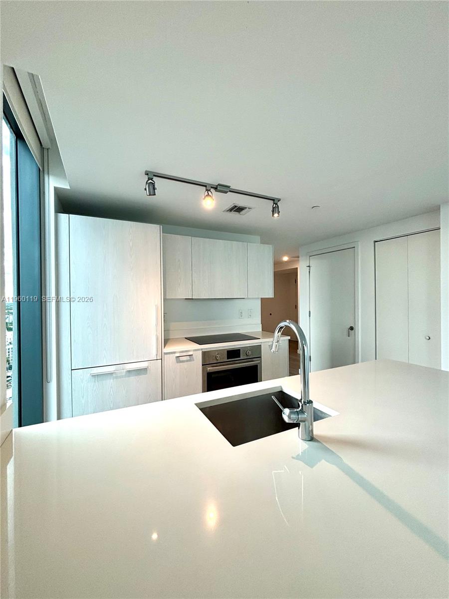 501 NE 31st St #2208, Miami FL 33137