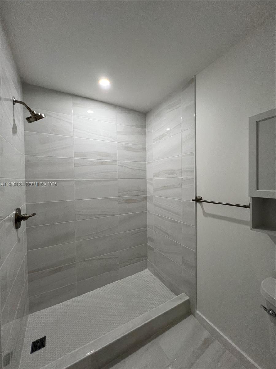 8111 SW 81st Pl, Miami FL 33143