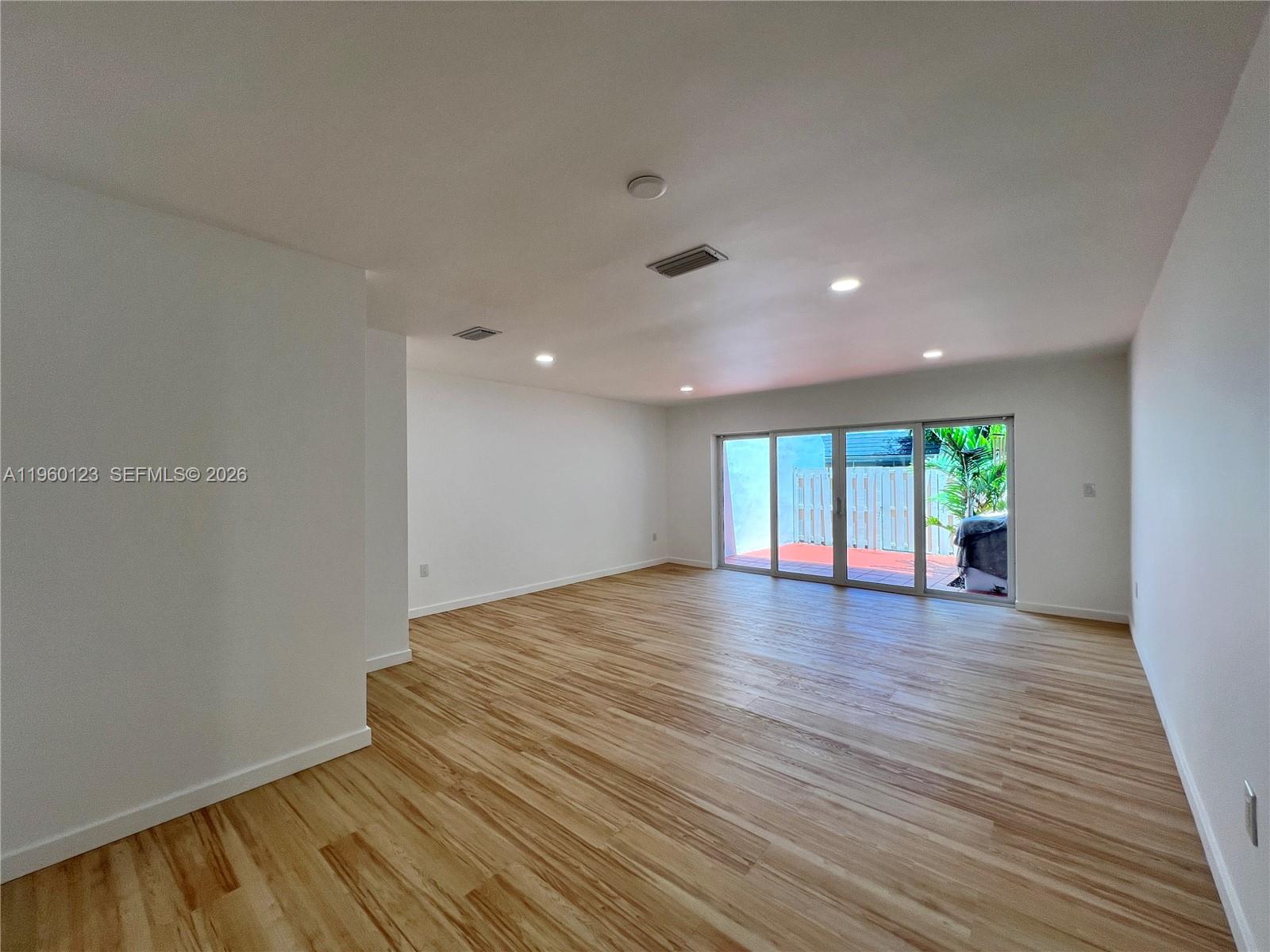 8111 SW 81st Pl, Miami FL 33143