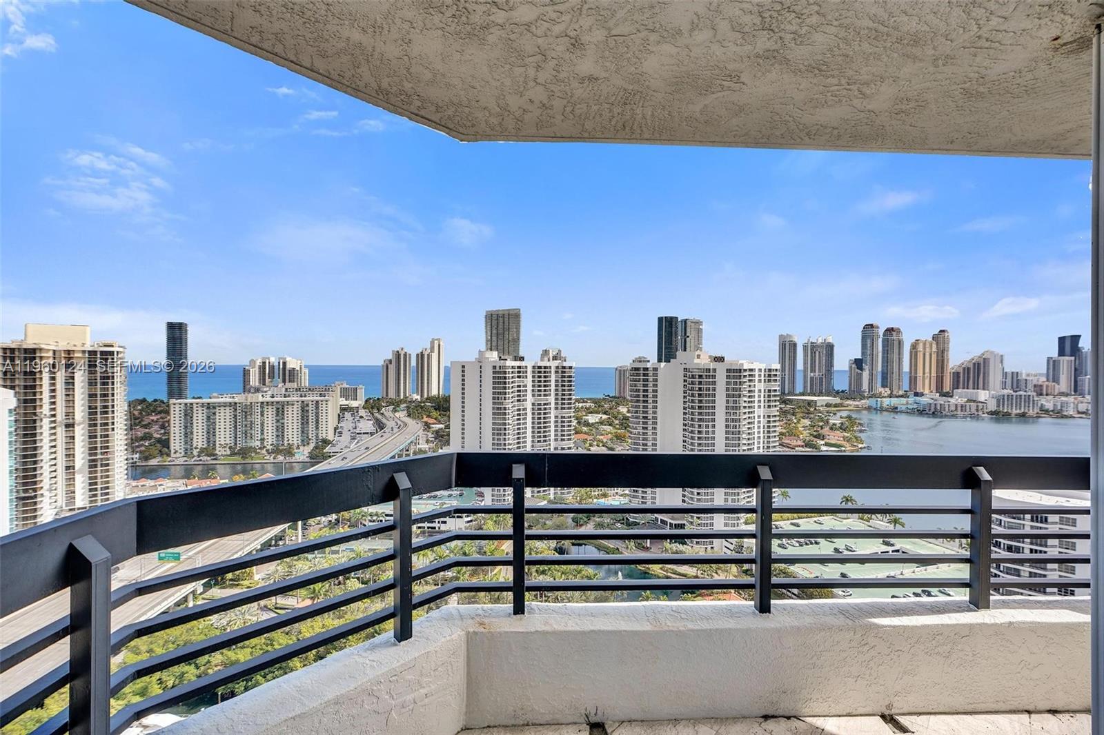 3500 Mystic Pointe Dr #3206, Aventura FL 33180