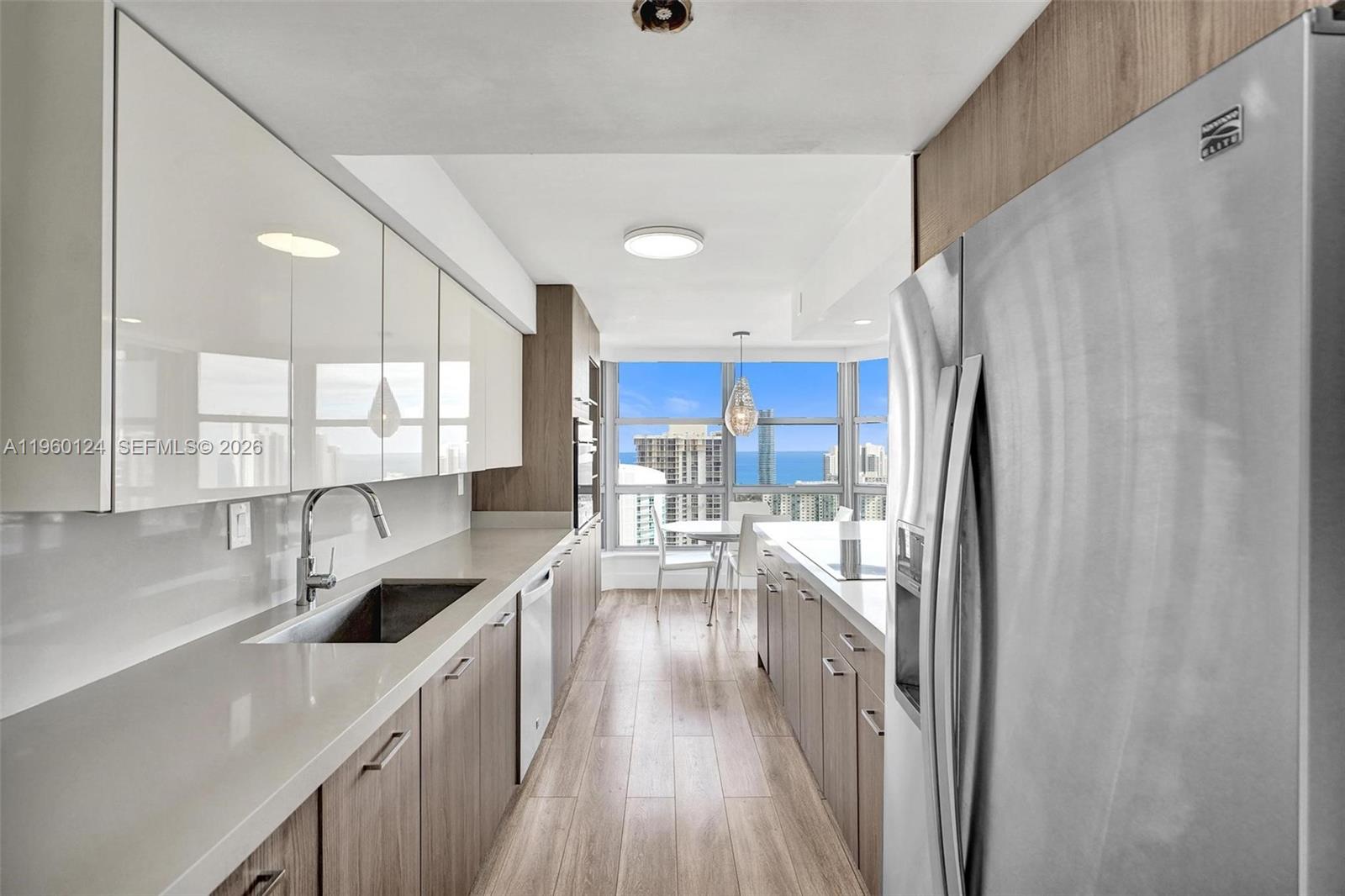 3500 Mystic Pointe Dr #3206, Aventura FL 33180