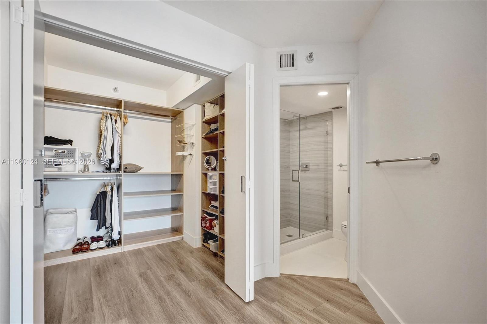 3500 Mystic Pointe Dr #3206, Aventura FL 33180