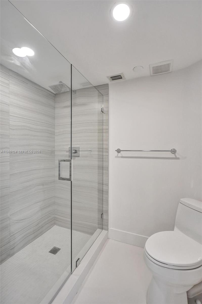 3500 Mystic Pointe Dr #3206, Aventura FL 33180