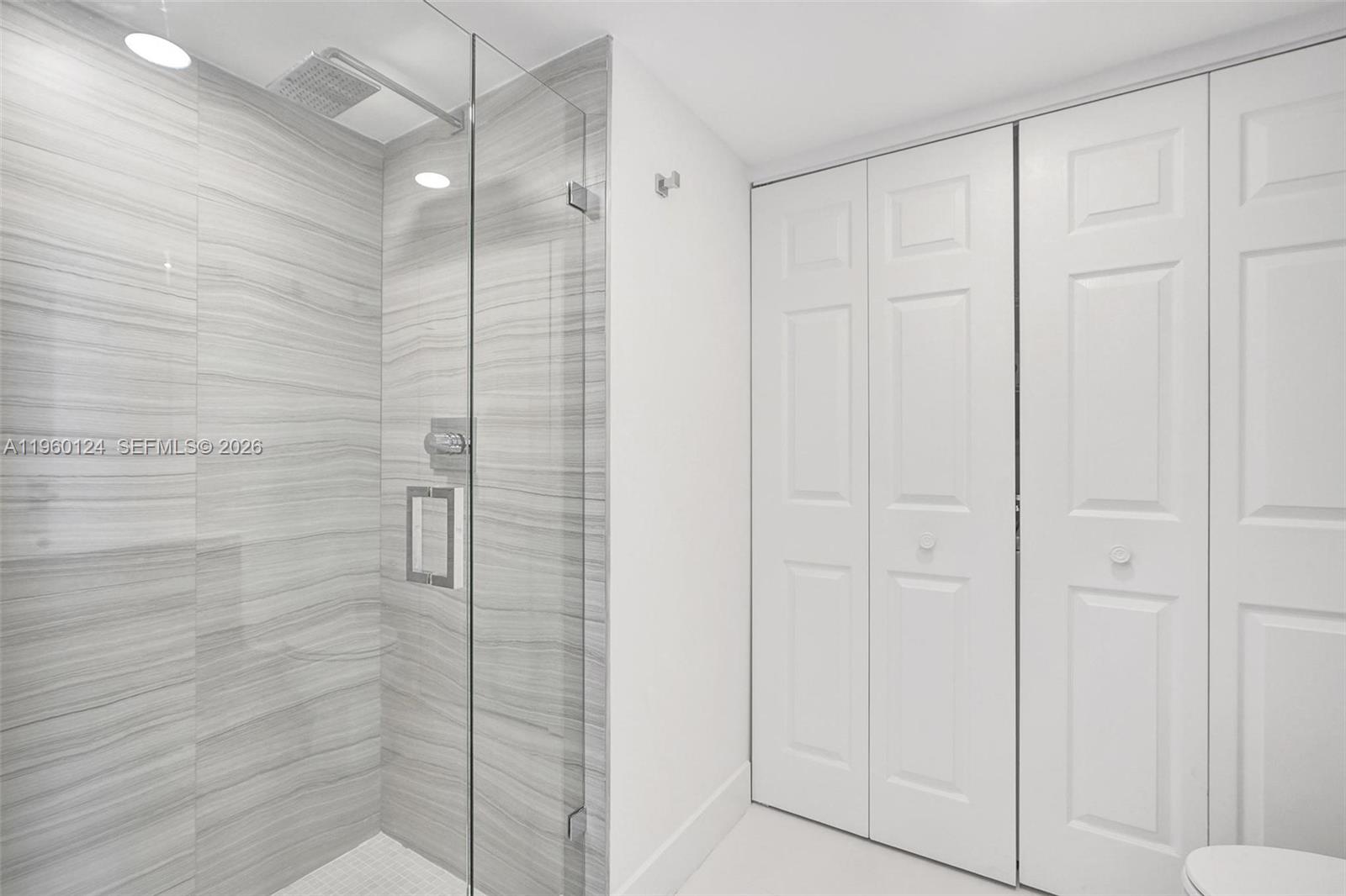 3500 Mystic Pointe Dr #3206, Aventura FL 33180
