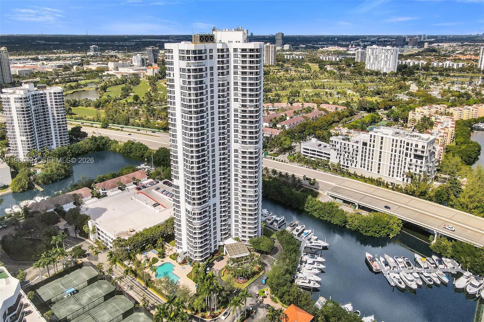 3500 Mystic Pointe Dr #3206, Aventura FL 33180