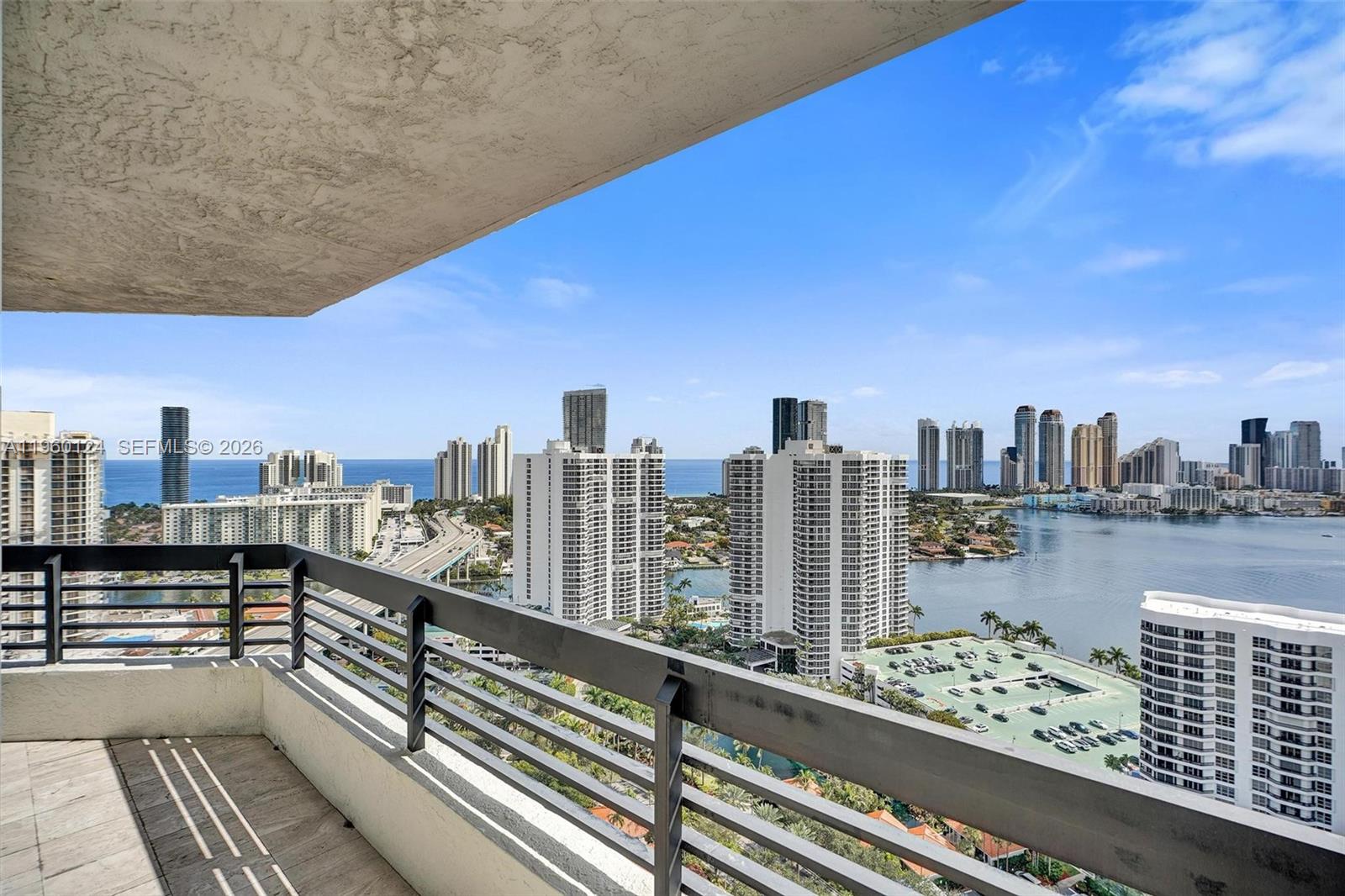 3500 Mystic Pointe Dr #3206, Aventura FL 33180