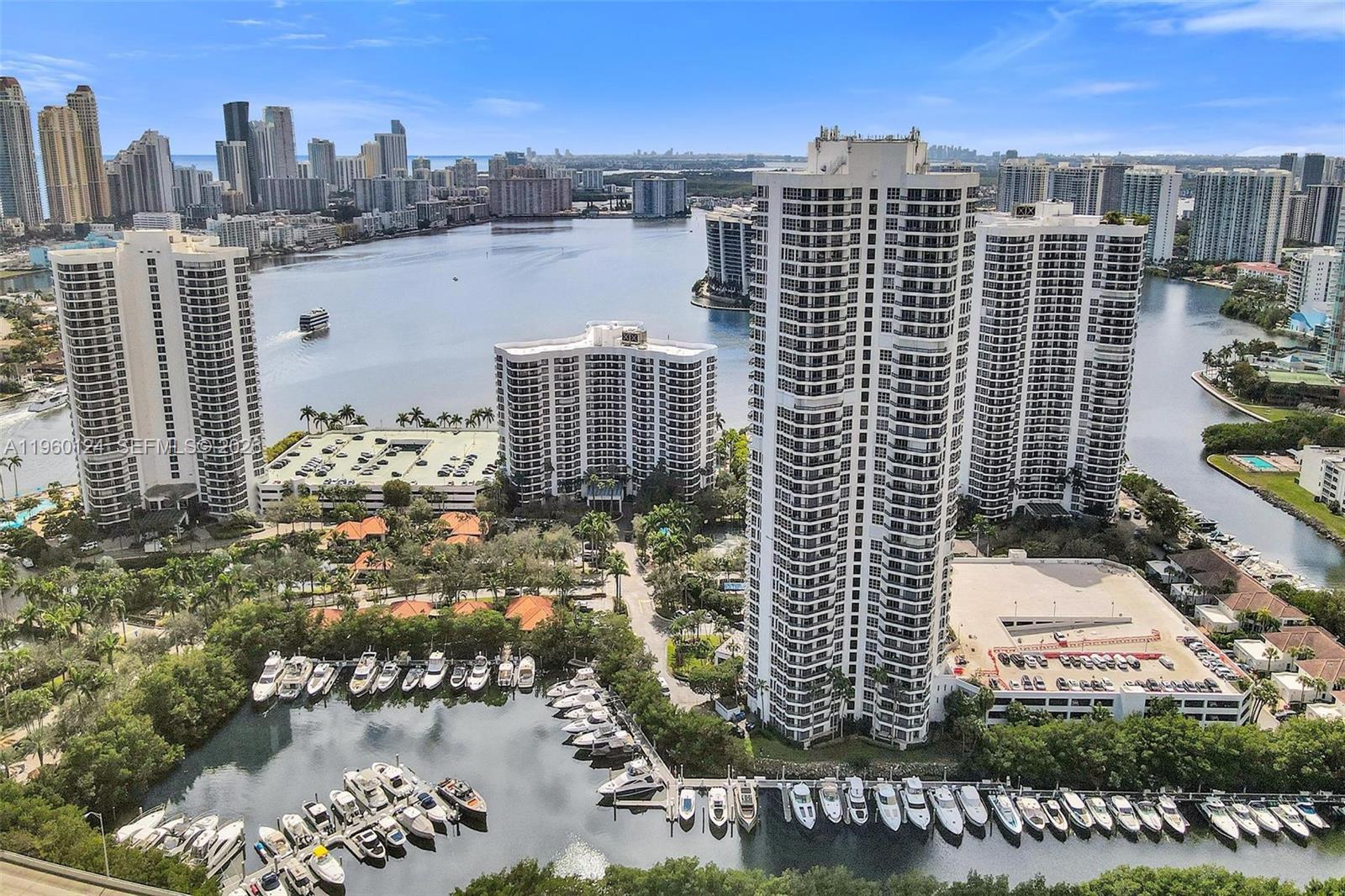 3500 Mystic Pointe Dr #3206, Aventura FL 33180