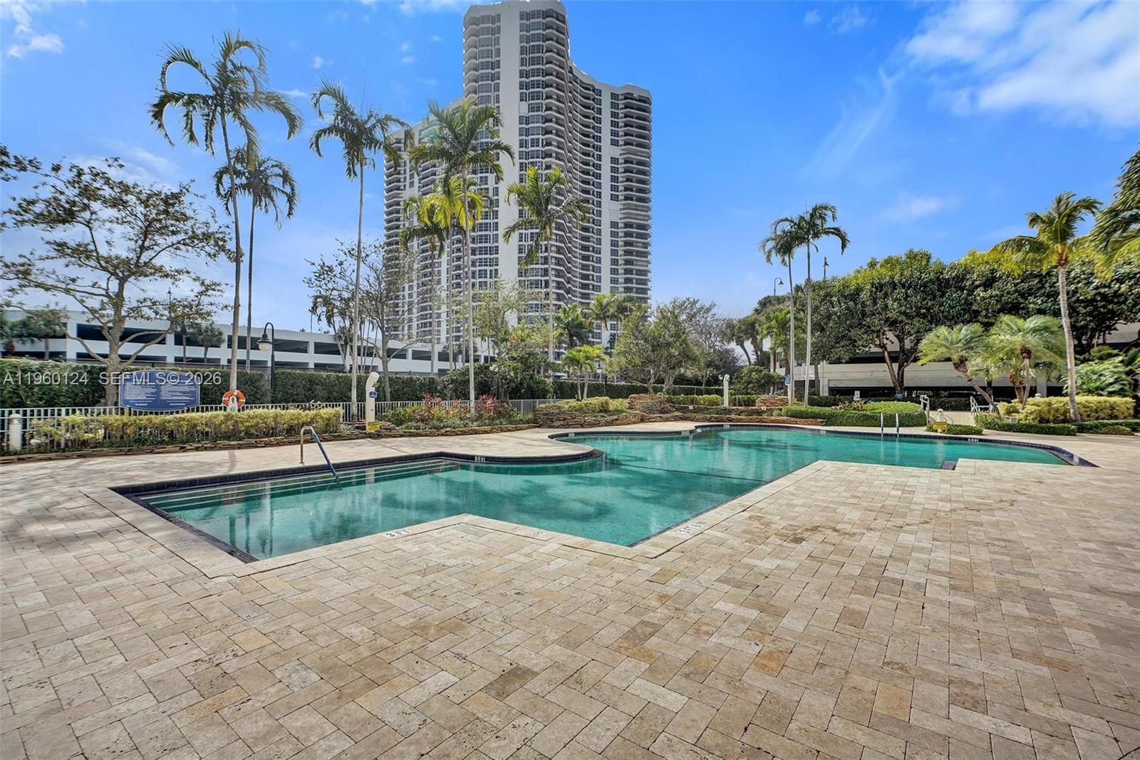3500 Mystic Pointe Dr #3206, Aventura FL 33180