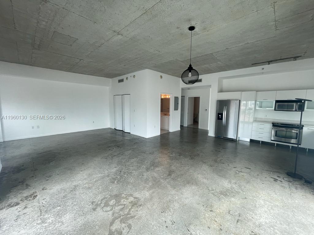 133 NE 2 AVE #1813, Miami FL 33132