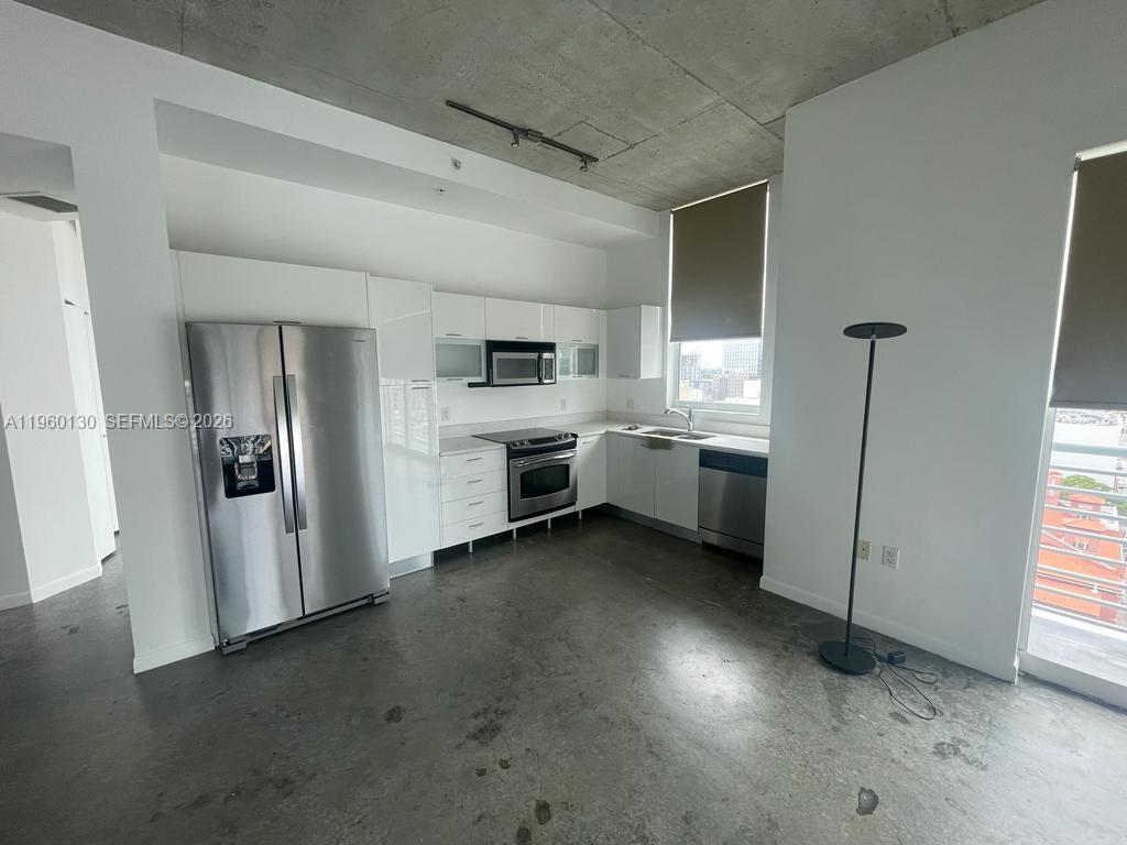 133 NE 2 AVE #1813, Miami FL 33132