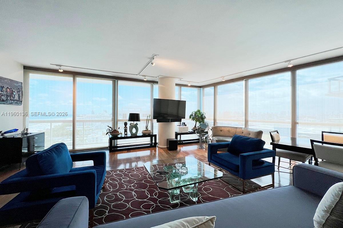 101 20th St #2506, Miami Beach FL 33139