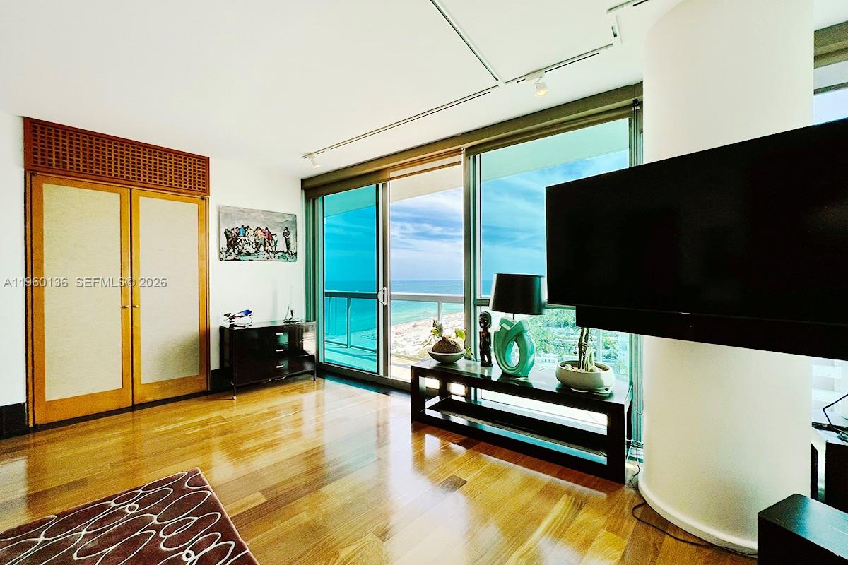 101 20th St #2506, Miami Beach FL 33139