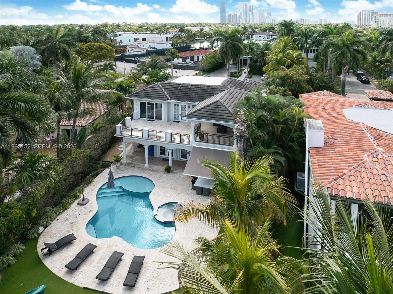 520 N Parkway, Golden Beach FL 33160