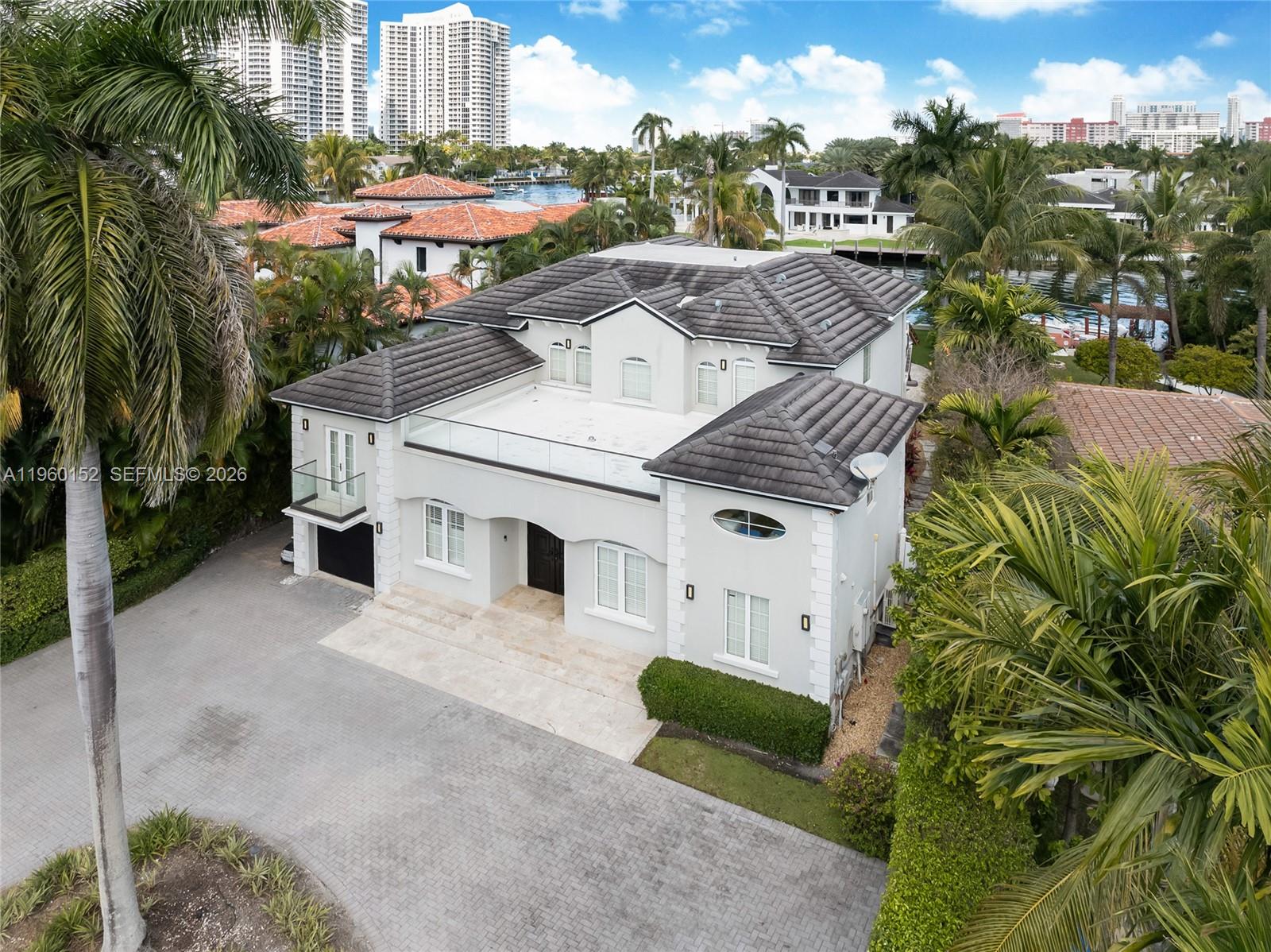 520 N Parkway, Golden Beach FL 33160