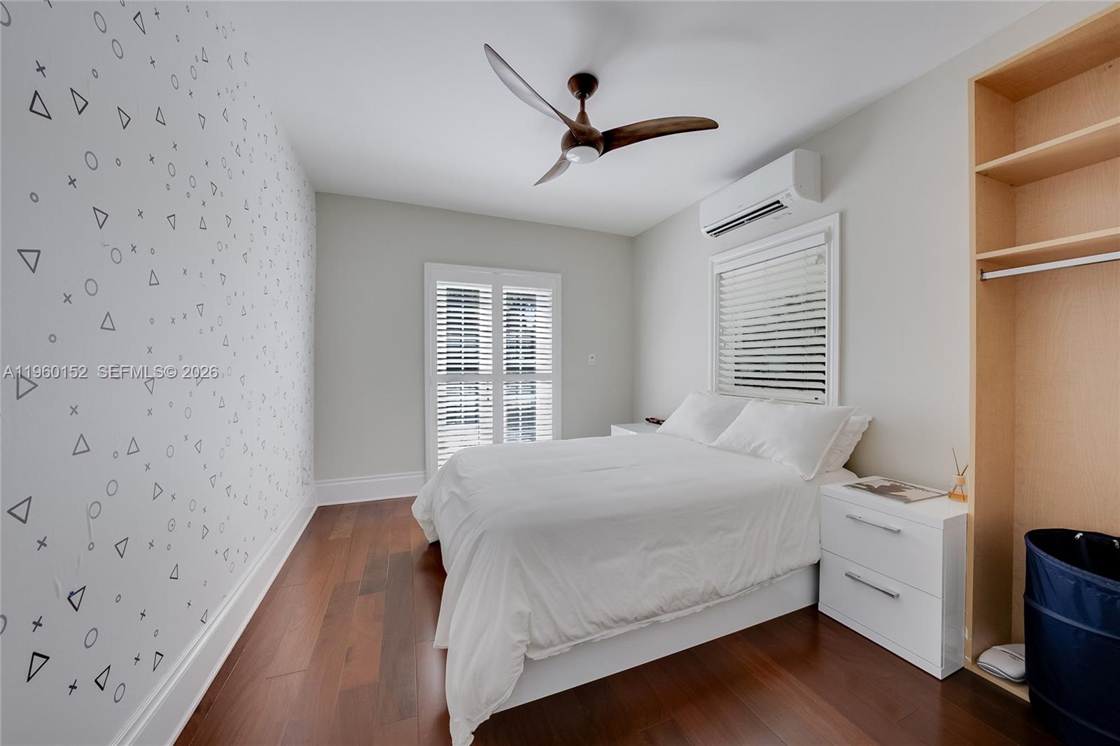 520 N Parkway, Golden Beach FL 33160