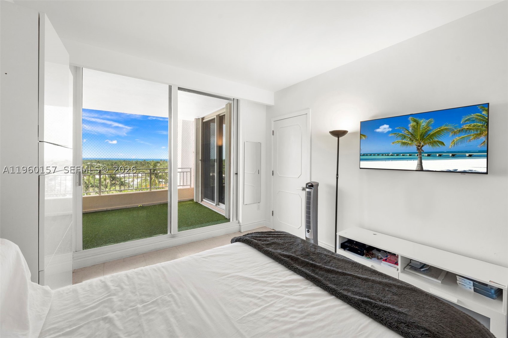 799 Crandon Blvd #605, Key Biscayne FL 33149