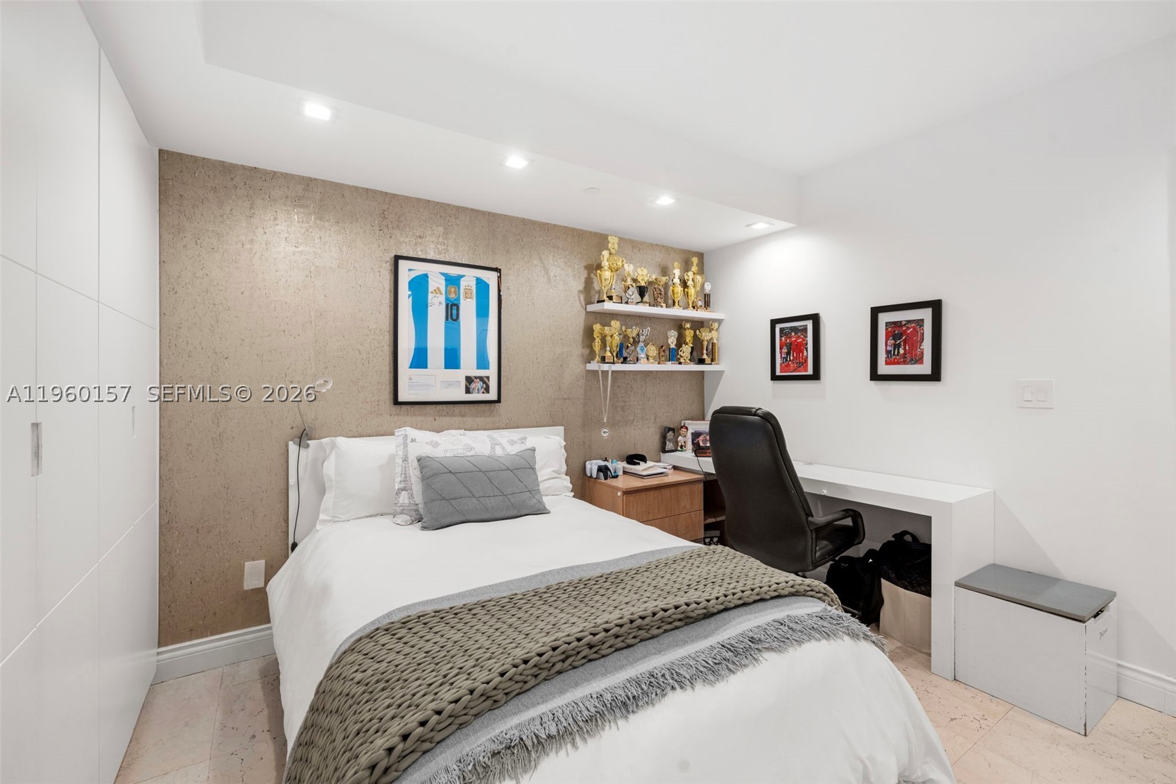 799 Crandon Blvd #605, Key Biscayne FL 33149