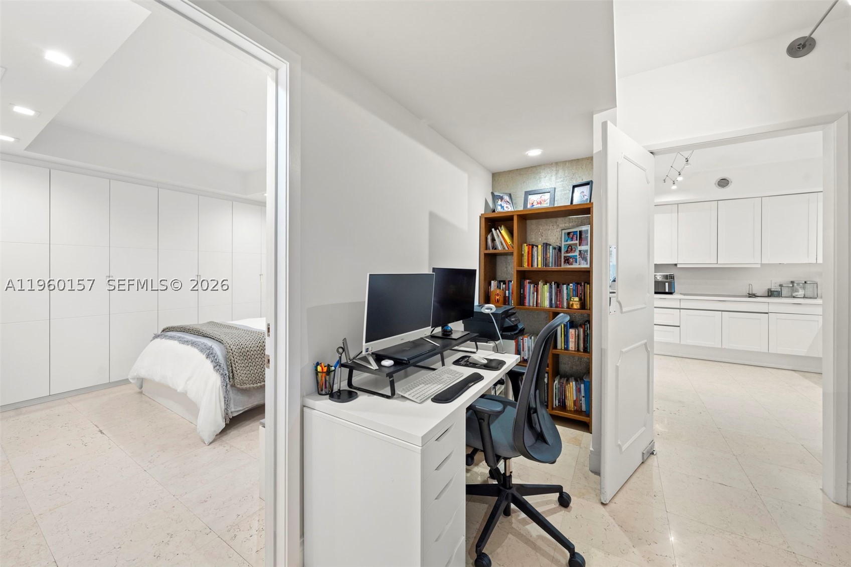 799 Crandon Blvd #605, Key Biscayne FL 33149