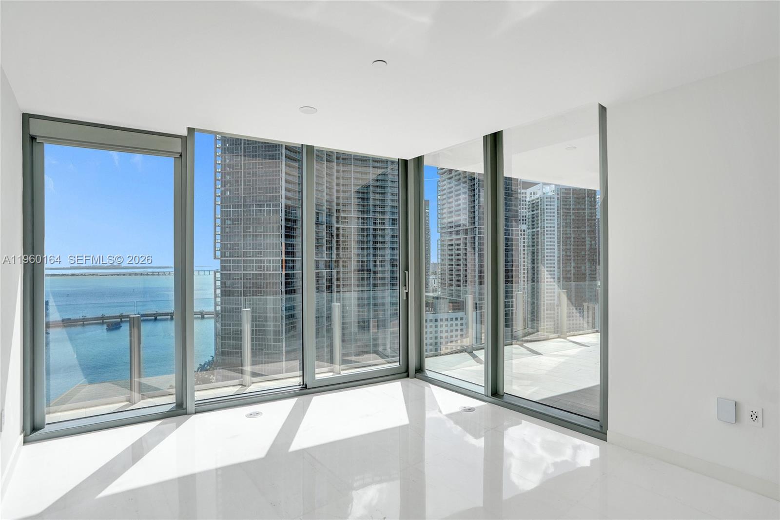 300 Biscayne Boulevard Way #2105W, Miami FL 33131