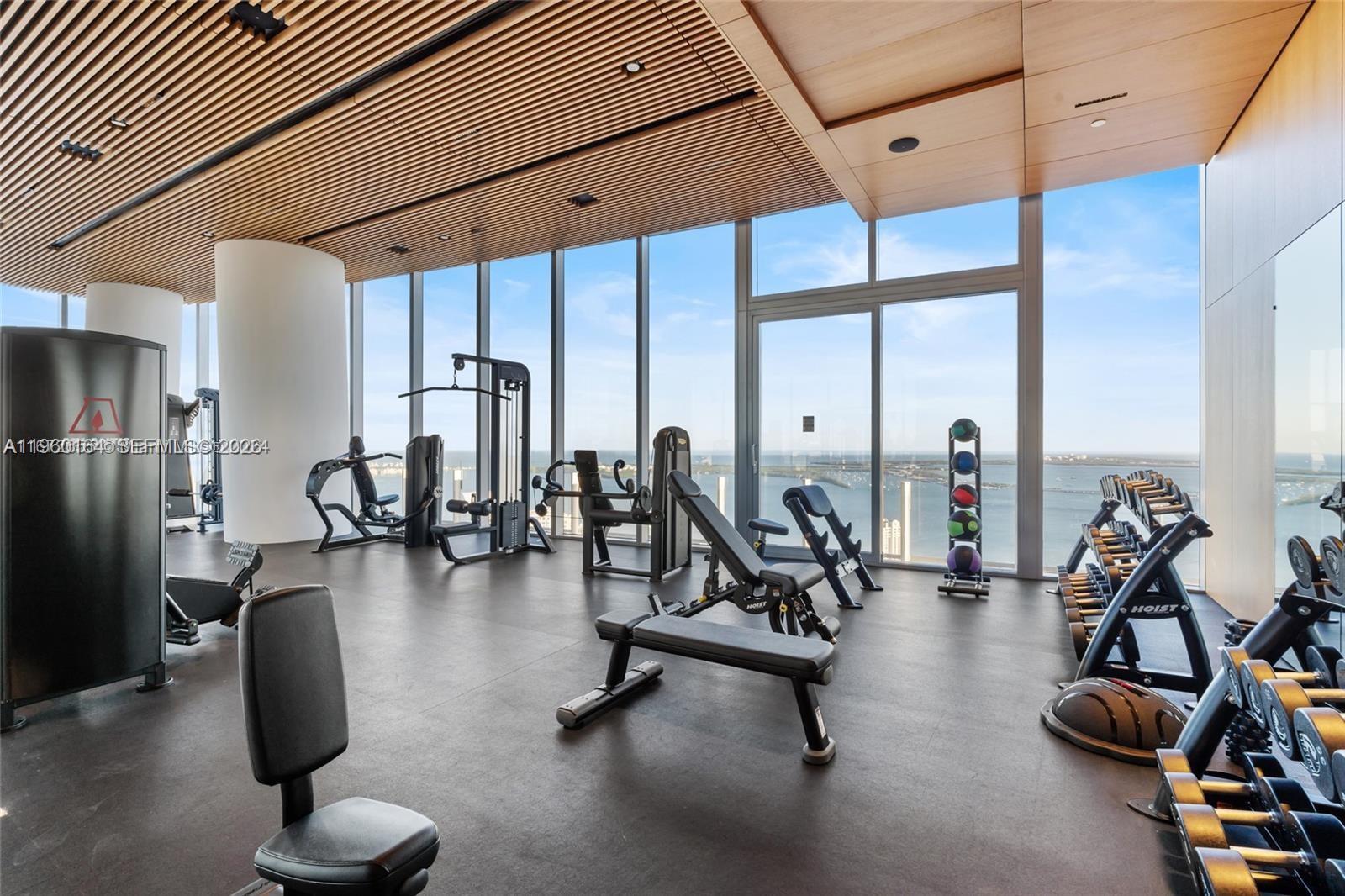 300 Biscayne Boulevard Way #2105W, Miami FL 33131