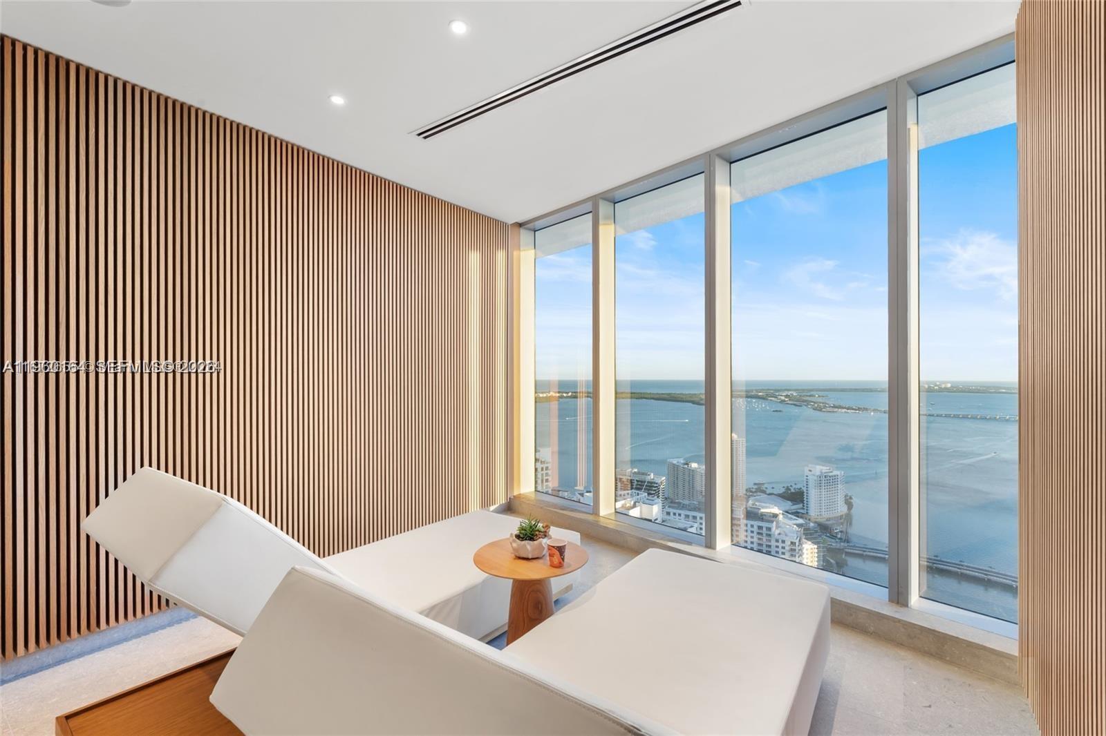 300 Biscayne Boulevard Way #2105W, Miami FL 33131