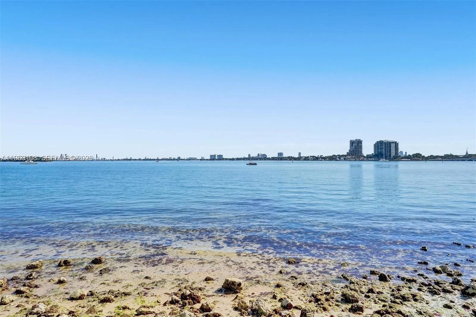 488 NE 18th St #2207, Miami FL 33132