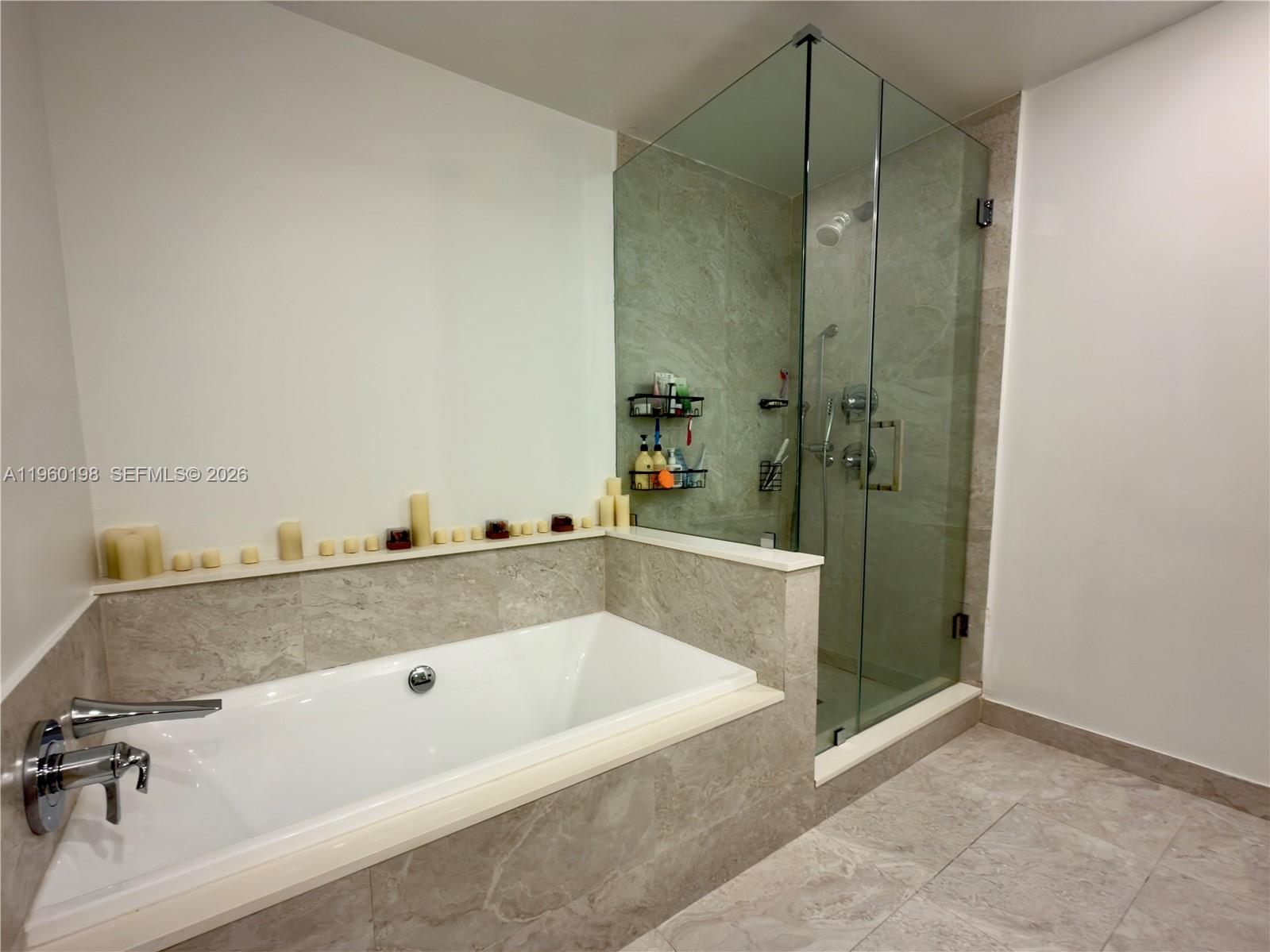 488 NE 18th St #2207, Miami FL 33132